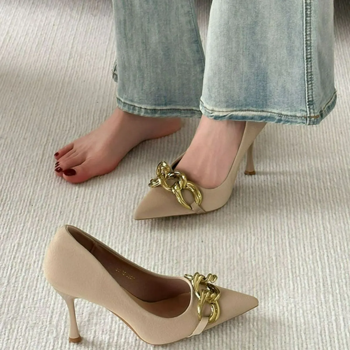 Decor Metal Point Toe Stiletto Pumps