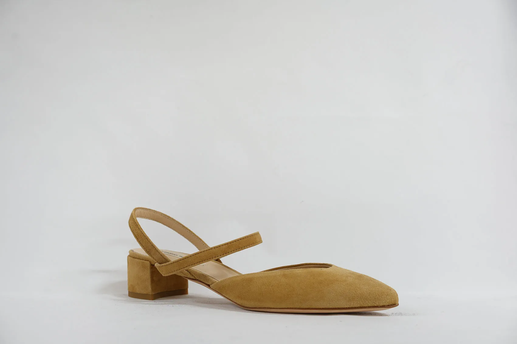 Fabio Rusconi Women's Tan Suede Shoe S4826