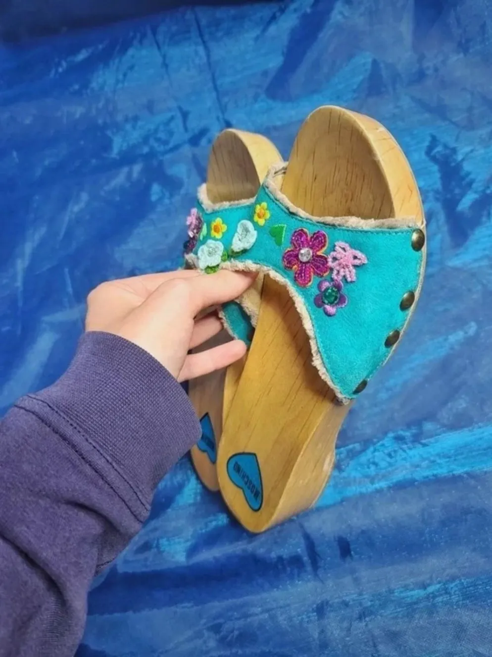 Mules en bois Moschino