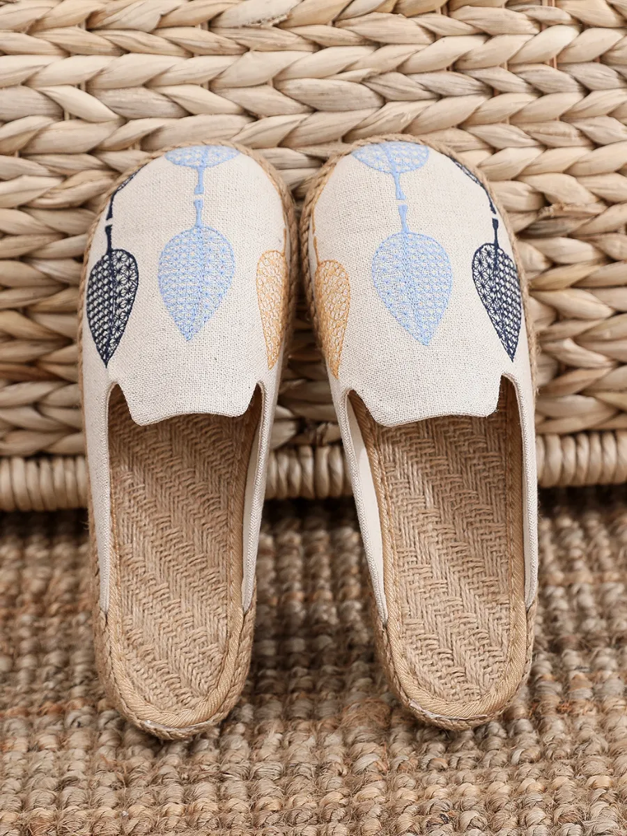Vintage Embroidered Summer Mule - Beige